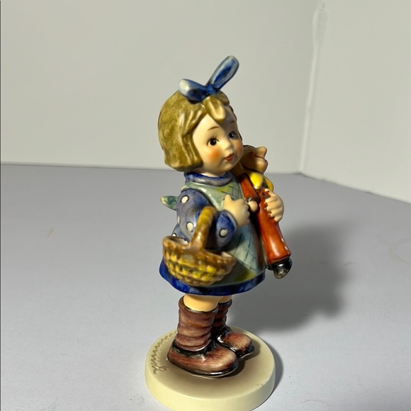 Goebel Hummel “What Now?” Figure. Special edition 1981. GH109 - Picture 5 of 10